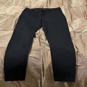 NWOT Andrew Marc Black Women's Trousers